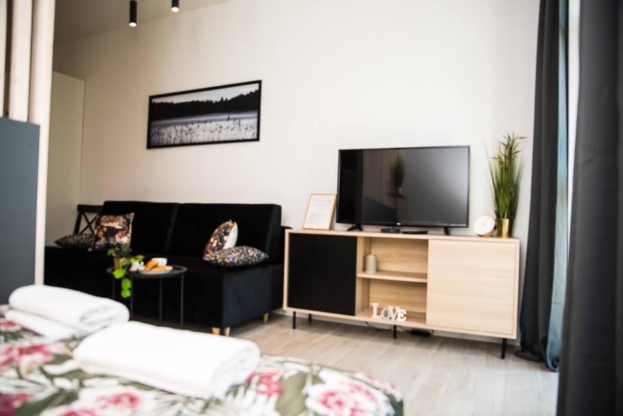 Easy Rent - Business Center 41 Apartment